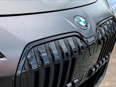 Used 2023 BMW i7 xDrive60 AWD/4WD image 33