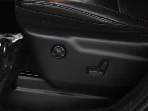 Used 2016 Jeep Grand Cherokee Limited 75th Anniversary AWD/4WD image 24
