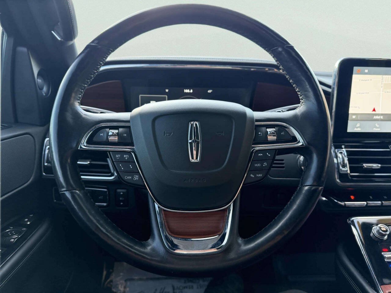 Used 2020 Lincoln Navigator L Reserve AWD/4WD image 35