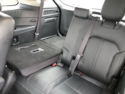 Used 2024 MAZDA CX-90 3.3 Turbo w/ Premium Package image 12