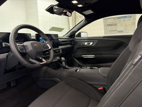 New 2026 Ford Mustang Coupe image 6