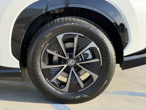 New 2026 Lexus RZ 350e 2WD image 15