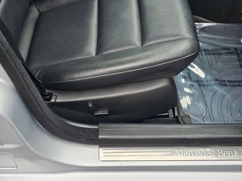 Used 2012 Mercedes-Benz C 300 4MATIC Sedan image 25