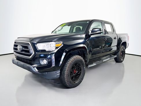 Used 2022 Toyota Tacoma SR5 w/ Technology Package RWD image 10