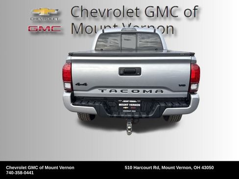 Used 2020 Toyota Tacoma SR image 4