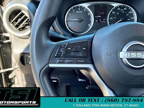 Used 2022 Nissan Kicks S image 18