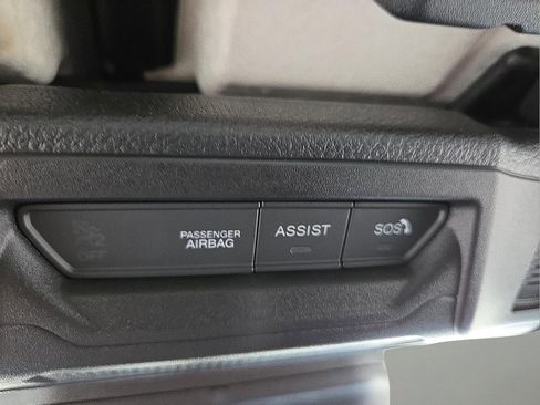 Used 2025 Jeep Wrangler Unlimited Rubicon AWD/4WD image 22