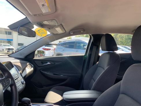 Certified 2024 Chevrolet Malibu LT image 12