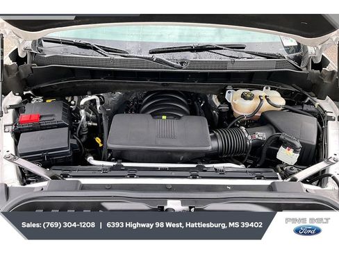 Used 2024 Chevrolet Silverado 1500 High Country AWD/4WD image 8