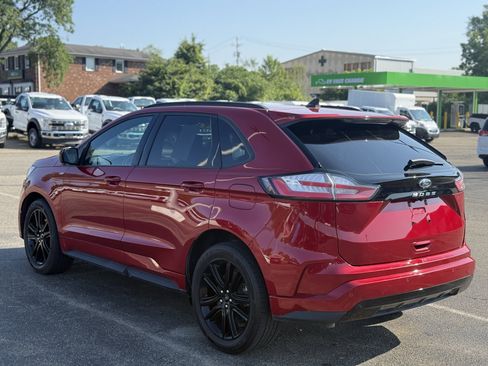 Certified 2022 Ford Edge ST-Line image 4