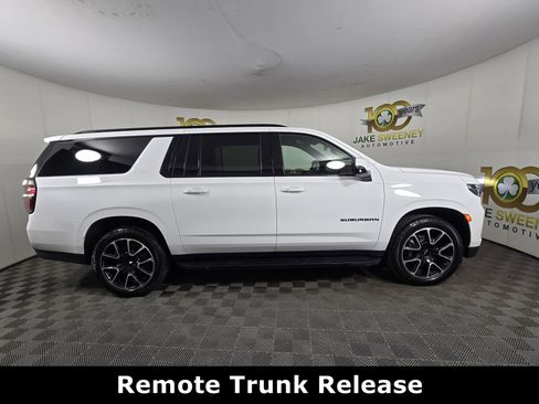 Certified 2024 Chevrolet Suburban RST w/ Luxury Package image 10