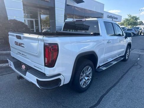 Used 2019 GMC Sierra 1500 Denali w/ Driver Alert Package II AWD/4WD image 9