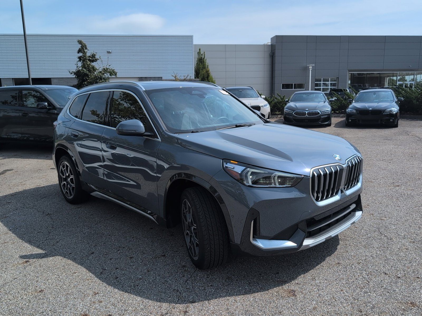 Used 2026 BMW X1 xDrive28i w/ Technology Package AWD/4WD image 7