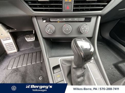 Certified 2023 Volkswagen Jetta Sport FWD image 11