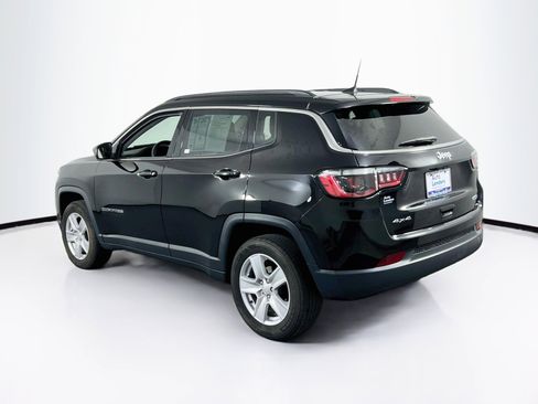 Used 2022 Jeep Compass Latitude AWD/4WD image 7
