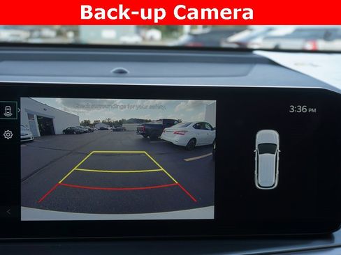 Used 2025 Kia Sorento S w/ Panoramic Sunroof Package image 10