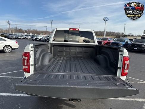 Used 2024 RAM 2500 Laramie AWD/4WD image 38