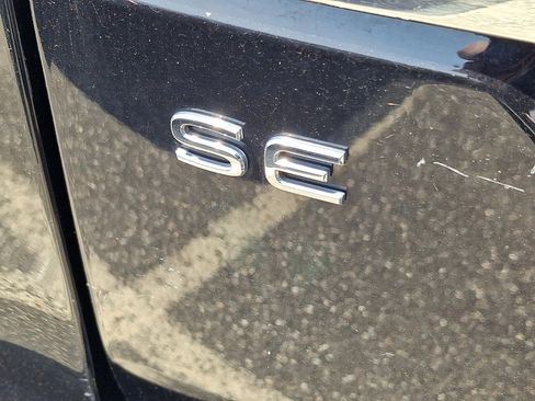 Used 2025 Volkswagen Atlas SE FWD image 5