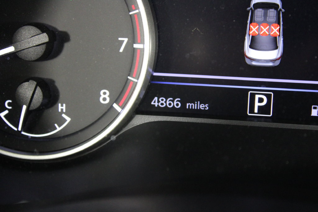 Certified 2025 Nissan Sentra SV FWD image 26