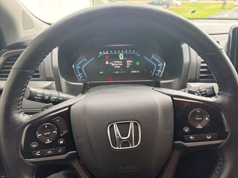 Used 2024 Honda Odyssey Elite image 16