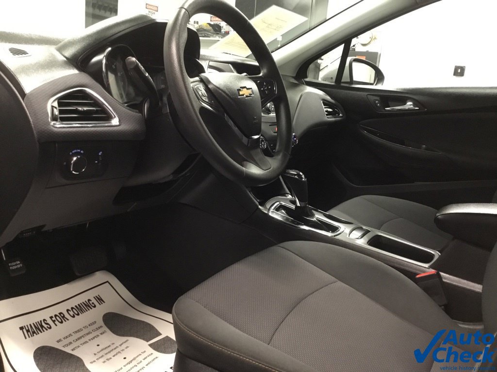 Used 2019 Chevrolet Cruze LS w/ LS Fleet Convenience Package FWD image 22