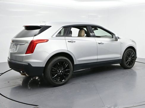 Used 2019 Cadillac XT5 Luxury FWD image 7