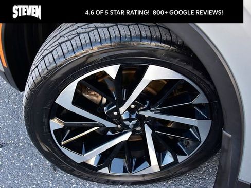 Used 2023 Mitsubishi Outlander SE image 34