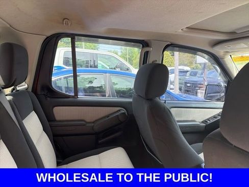 Used 2007 Ford Explorer Sport Trac Limited AWD/4WD image 10
