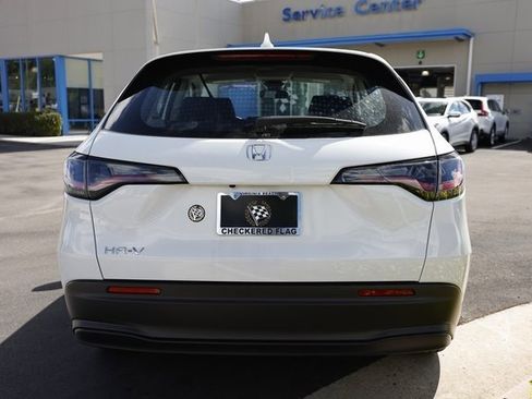 New 2025 Honda HR-V LX image 11
