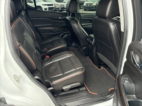 Used 2023 GMC Acadia AT4 w/ Technology Package image 25