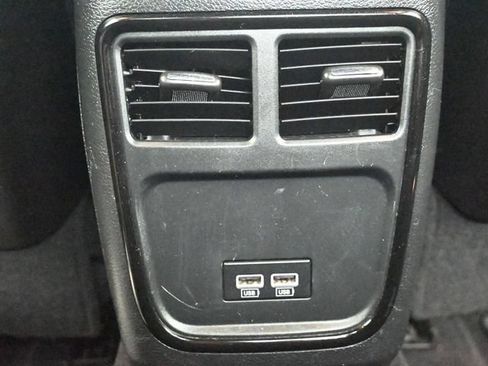 Used 2019 Dodge Charger SXT w/ Blacktop Package RWD image 11