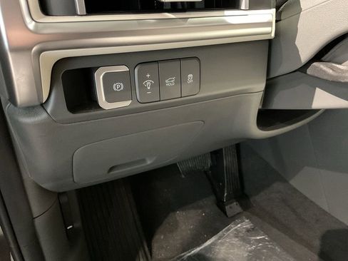 New 2026 Hyundai Santa Fe SE image 11