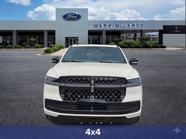 New 2027 Lincoln Navigator Reserve w/ Jet Appearance Package AWD/4WD image 9