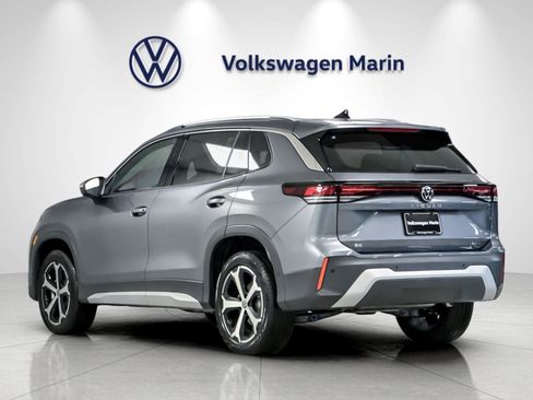 New 2026 Volkswagen Tiguan SE AWD/4WD image 3