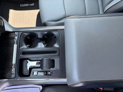 Used 2022 Ford F150 Lariat AWD/4WD image 32