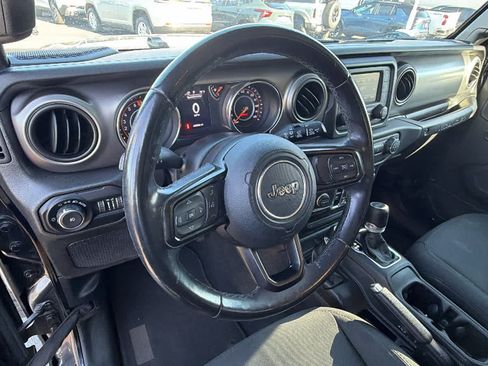 Used 2019 Jeep Wrangler Unlimited Sport S AWD/4WD image 10