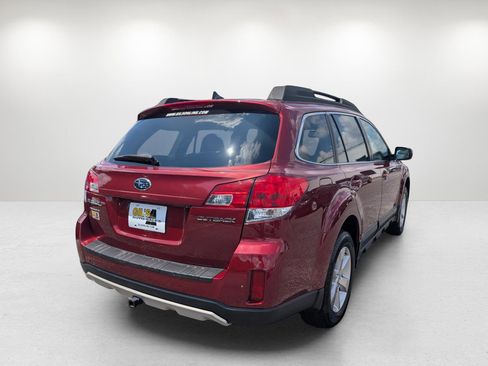 Used 2014 Subaru Outback 2.5i Limited w/ Moonroof Package image 5