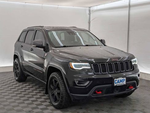 Used 2017 Jeep Grand Cherokee Trailhawk w/ Trailhawk Luxury Group image 8