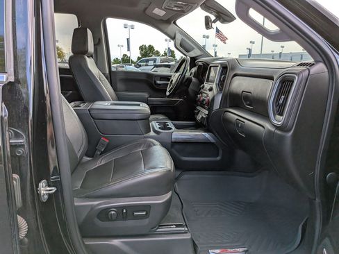 Used 2020 Chevrolet Silverado 1500 LTZ AWD/4WD image 35