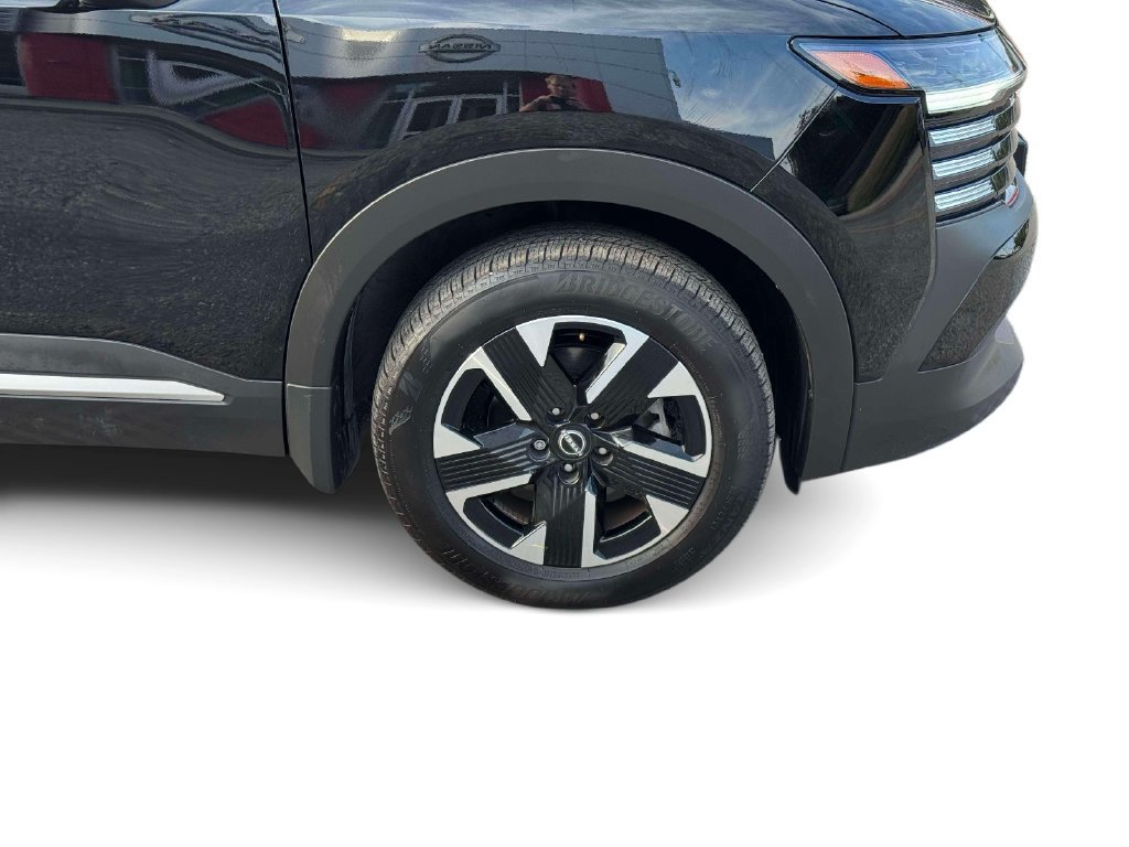 Used 2026 Nissan Kicks SV w/ Cold Weather Package AWD/4WD image 12