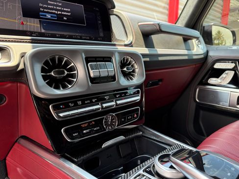 Used 2023 Mercedes-Benz G 63 AMG 4MATIC image 29