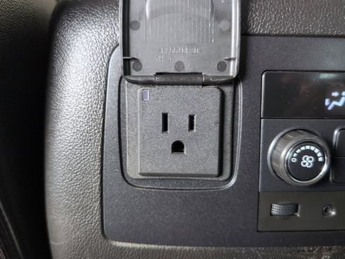 Used 2017 Chevrolet Tahoe Premier image 42