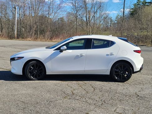 Used 2023 MAZDA MAZDA3 s FWD image 8