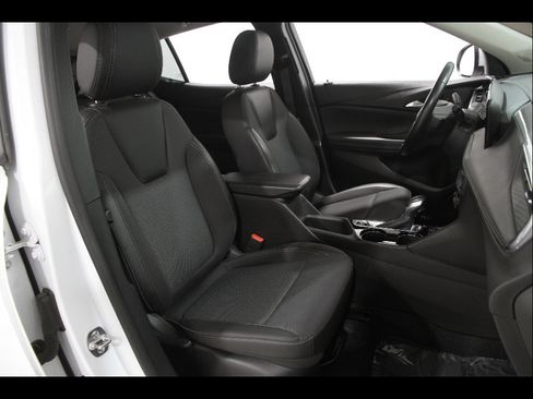 Certified 2024 Buick Encore GX Preferred FWD image 14