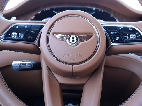 Used 2024 Bentley Continental GT image 27
