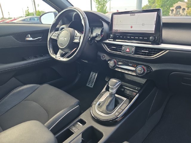 Used 2023 Kia Forte GT-Line w/ GT-Line Premium Package FWD image 17