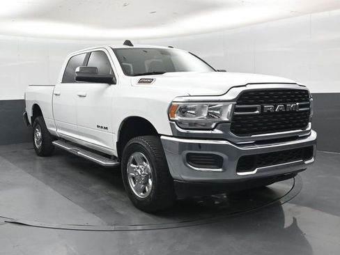 Used 2022 RAM 2500 Big Horn AWD/4WD image 1