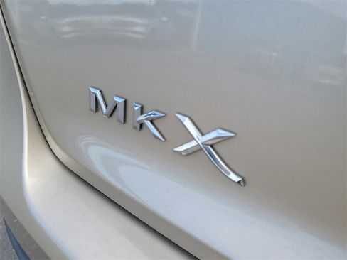 Used 2017 Lincoln MKX Reserve image 6