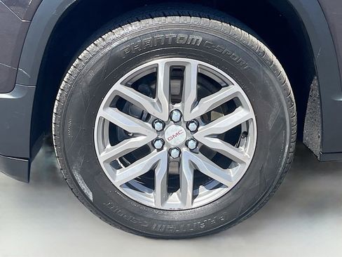 Used 2017 GMC Acadia SLE AWD/4WD image 33