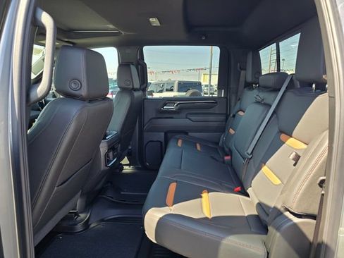 New 2026 GMC Sierra 2500 AT4 w/ AT4 Premium Plus Package AWD/4WD image 15